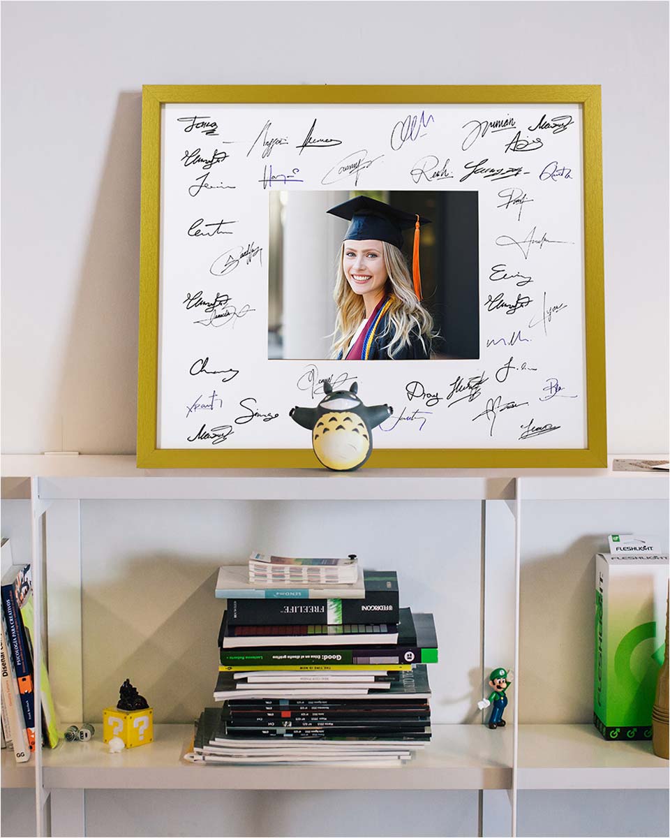 Graduation Signature Photo Frame for Photo - 10 Styles Available