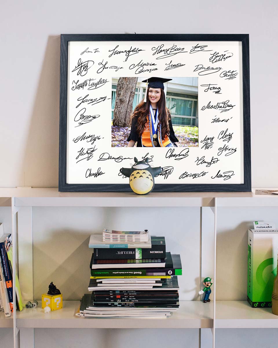 Graduation Black Signature Photo Frame for Photo 5'' * 7'' / 8" * 10" - 2 Sizes Available