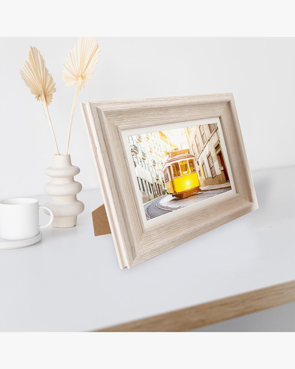 White Wood Photo Frames with Real Glass Pack of 2 - 4 Sizes Available